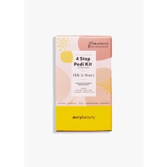 Avry 4 Step Pedi Kit, Milk & Honey
