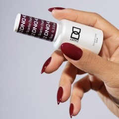 DND Gel Polish Set #432 Dark Scarlet, 0.5 fl oz