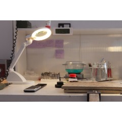 Daylight - LED Table Magnifying Lamp